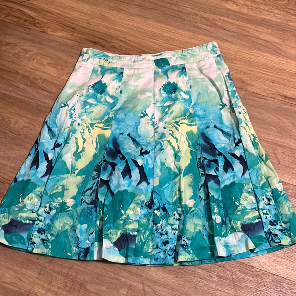 🌹Woman’s size 2 skirt